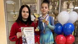 Грайворонка Майя Ершова одержала победу в кубке Курской области по фигурному катанию