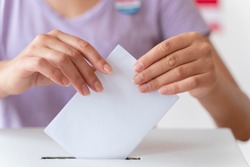 Началось досрочное голосование в девяти приграничных районах Белгородской области