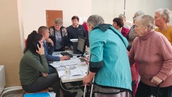 Представители властей встретились с грайворонцами в ПВР Старого Оскола