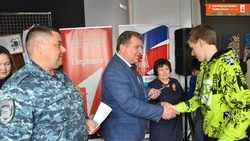 Церемония вручения паспортов гражданам России прошла в Грайворонском штабе Победы