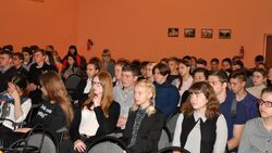 Представители Роспотребнадзора и Белгородского мединститута встретились со школьниками