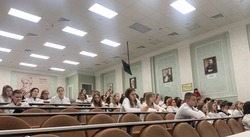 Грайворонские выпускники представили округ на встрече с министром здравоохранения региона