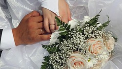 Жители региона смогут выбрать дату бракосочетания за год до торжества