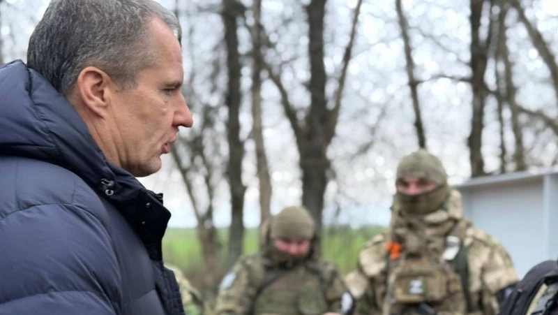 Вячеслав Гладков проверил работу администраций в приграничных сёлах Грайворонского округа