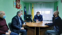 Глава Грайворонского округа провёл личный приём граждан в Ивановской Лисице
