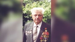 Простому труженику — слава и почёт!