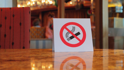 Белгородцы не смогут больше курить кальяны и электронные сигареты в заведениях общепита
