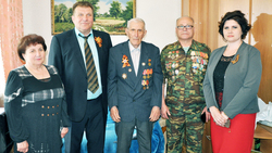 Власти округа поздравили участников Великой Отечественной войны