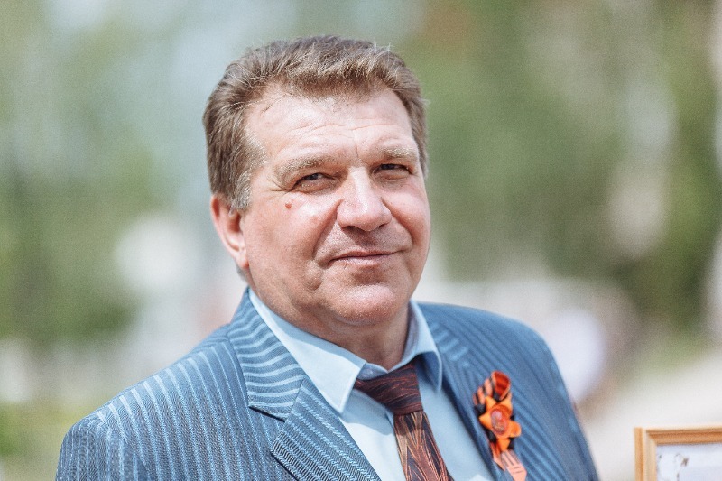 Руководители Грайворонского округа поздравили земляков с 80-летием Победы