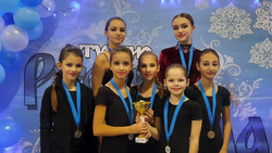 Грайворонцы завоевали 11 медалей в межрегиональном танцевальном турнире «Русская зима»