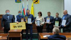 Главы территорий получили сертификаты за участие в спортивной жизни Грайворонского округа