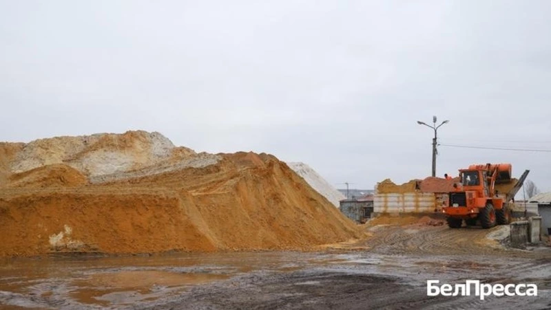 Вячеслав Гладков рассказал о выделении 60 млн рублей на поддержку предприятий приграничья