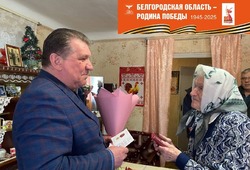 Глава Грайворонского округа продолжил вручение медалей в преддверии 80-летия Великой Победы