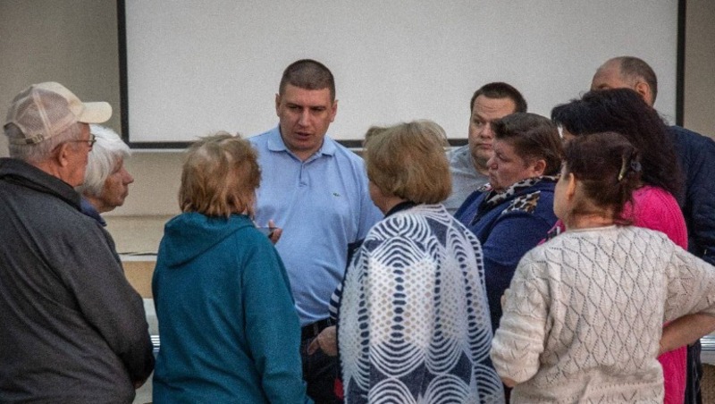 Александр Коноркин провёл личный приём грайворонцев в ПВР Старого Оскола
