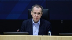 Вячеслав Гладков сообщил о поддержке пострадавших предприятий в Белгородской области 