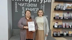 Грайворонские члены избиркомов получили награды