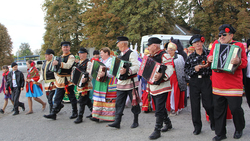 Грайворонцы провели два исконно русских фестиваля в Дунайке