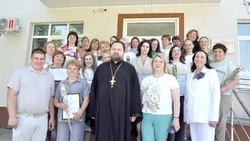 Грайворонцы поздравили соцработников с профессиональным праздником