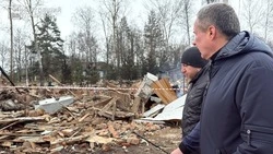 Вячеслав Гладков предложил перенести почту и магазин в селе Смородино и защитить торговые точки