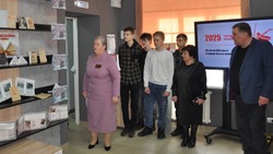 Грайворонцы провели патриотический час «У Отчизны героев не счесть»
