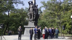 Вячеслав Гладков торжественно открыл памятник «Пограничникам всех поколений»