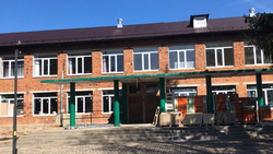 Грайворонские власти проверили выполнение строительных работ в Ивано-Лисичанской школе