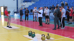 Чемпионат Грайворонского округа по гиревому спорту собрал 60 участников