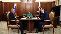 Вячеслав Гладков рассказал Владимиру Путину о макроэкономических показателях региона 