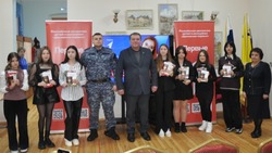 Семь юных грайворонцев получили паспорта граждан России