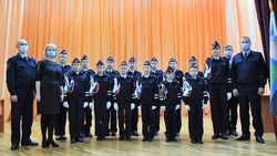 Воспитанники кадетского класса по линии госавтоинспекции приняли присягу в Грайвороне