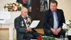 Грайворонцы поздравили почётного гражданина района Ивана Евсюкова с 87-летием