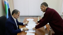 Вячеслав Гладков дал рекомендации грайворонцу по вопросу трудоустройства в ходе личного приёма 