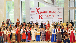 Грайворон в Кремле. Артисты выступили на фестивале «Хранимые веками»