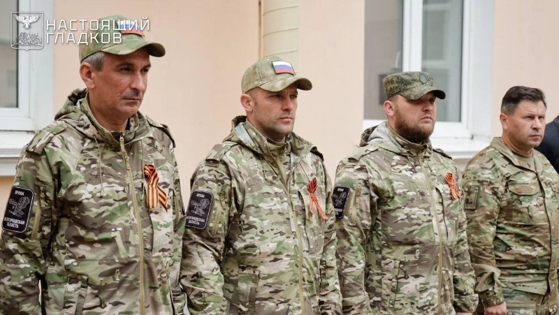 Вячеслав Гладков передал 4 бронированных автомобиля добровольческим подразделениям 