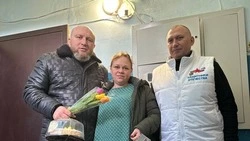 Грайворонцы поздравили жён и матерей погибших участников СВО с 8 Марта