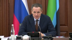 Вячеслав Гладков выступил против алкоголя на школьных выпускных