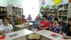 Шахматно-шашечный клуб открылся в Головчинской библиотеке
