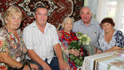 Учительница Александра Ивановна Галушко отметила 100-летний юбилей