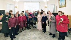 Центр семьи поздравил грайворонских женщин с Днём матери