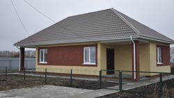 Юная жительница Грайворонского округа получила ключи от новой квартиры