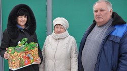 Андрей Скоч передал новогодние поздравления семьям погибших грайворонских военнослужащих