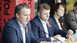 Вячеслав Гладков рассказал о работе более 100 добровольческих групп в Белгородской области