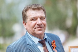 Руководители Грайворонского округа поздравили земляков с 80-летием Победы