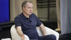 Вячеслав Гладков рекомендовал подписаться на телеграм-каналы с оповещениями о БПЛА