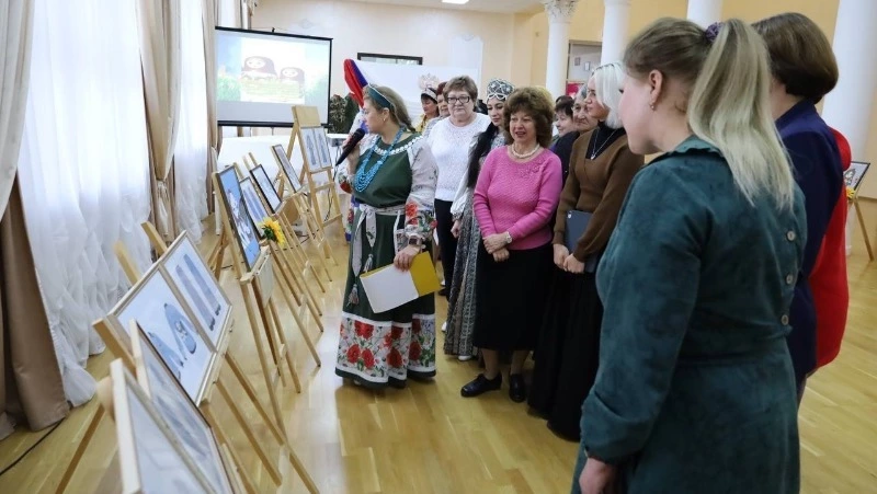 Грайворонские мастера представили коллекцию одежды в русском народном стиле