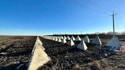 Вячеслав Гладков поручил усилить контроль при строительстве оборонительных сооружений