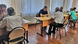 Грайворонские пенсионеры заняли второе место в соревнованиях по шахматам