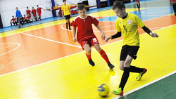 Команда грайворонской спортшколы заняла второе место в турнире по мини-футболу