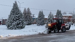 21 снегоуборочная машина вышла на уборку первого снега в Грайворонском округе