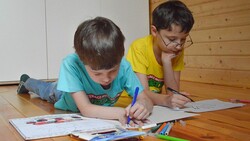 Рисунки троих грайворонских детей стали победителями областной акции «Спасибо врачам»